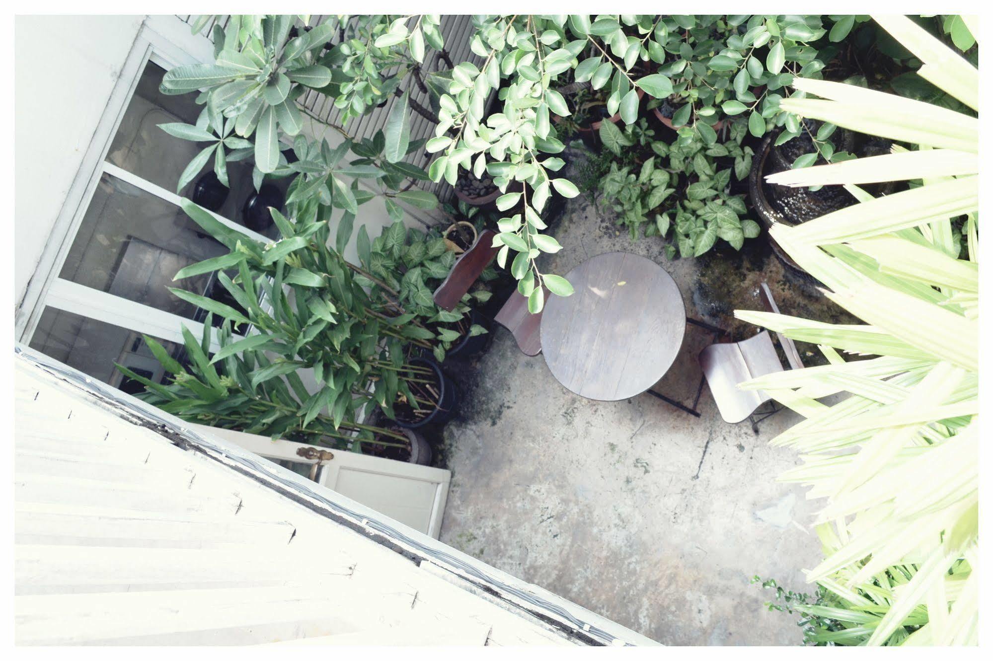 Ibrik Resort By The River Bangkok Buitenkant foto