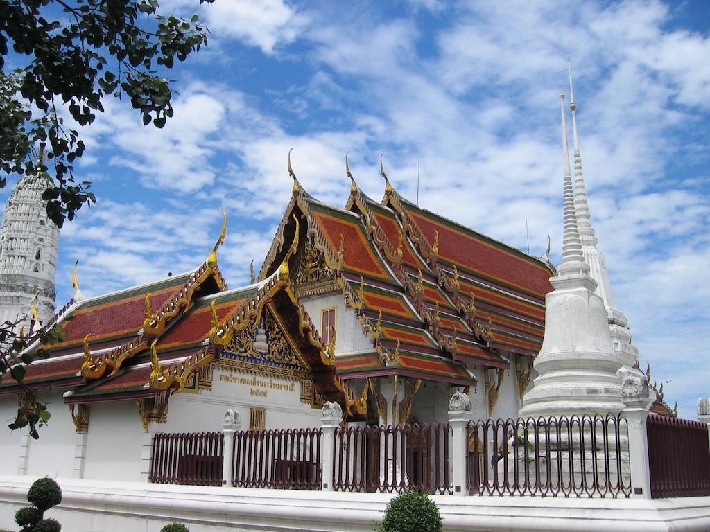 Ibrik Resort By The River Bangkok Buitenkant foto
